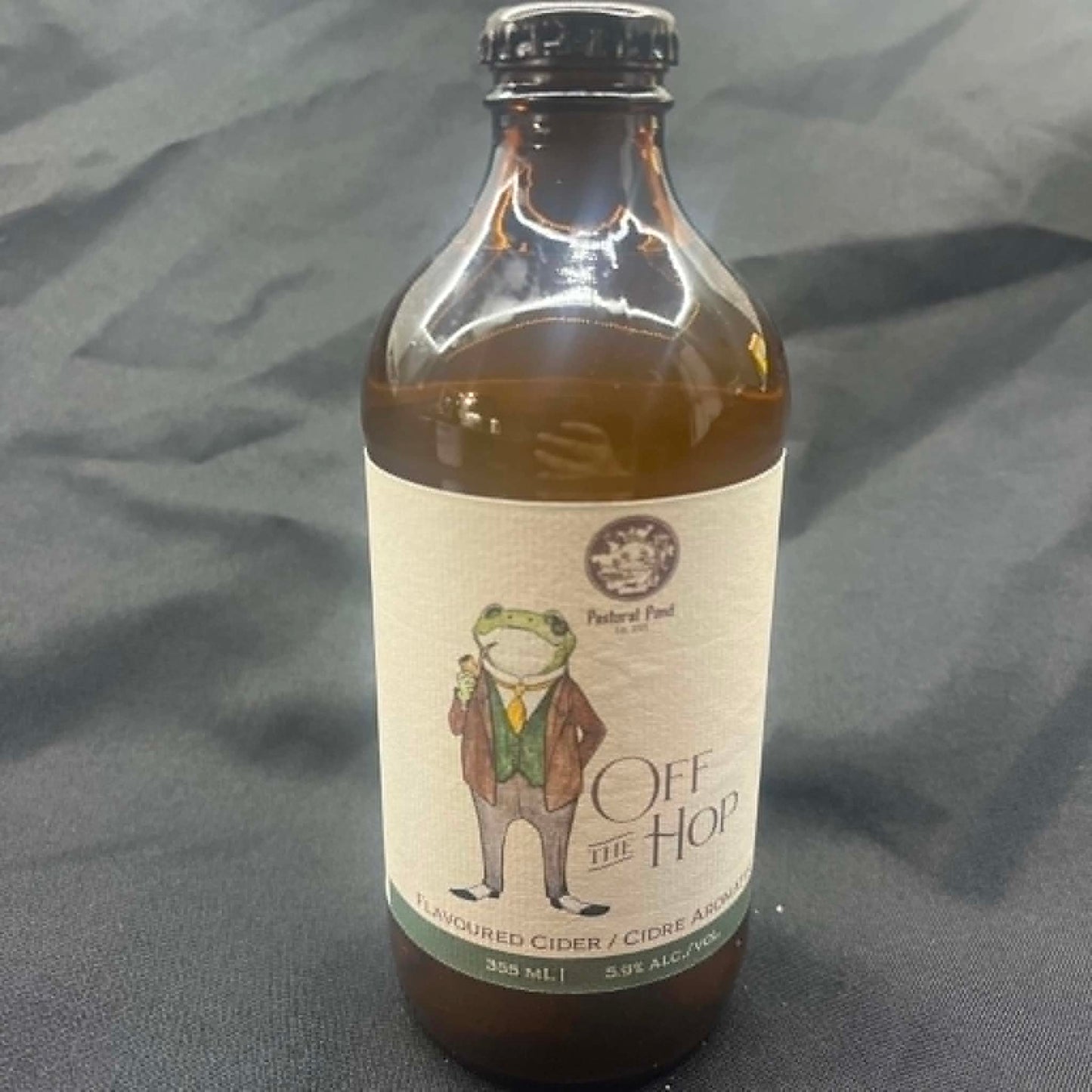 Off The Hop (5.9%) - 355 mL bottle